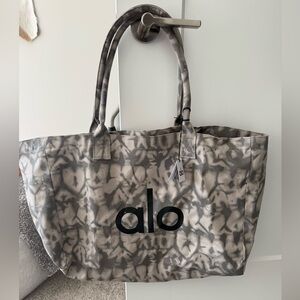 ALO Yoga Gray Tote Bag